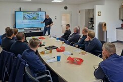 Jährliche Unterweisung der Mitarbeiter Jährliche Unterweisung der Mitarbeiter